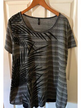 Women's Edista 3X Short Sleeve Tunic Style Top Tropical Palm Leaf Blouse